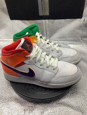 Air Jordan 1 Mid Alternate Multi-Color GS 6.5Y / Women’s 8
